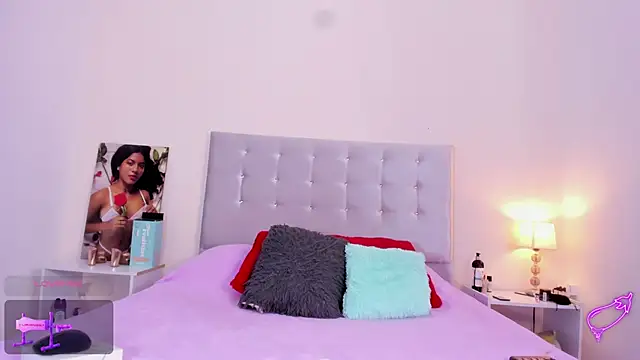 NiaBlanco online show from September 16, 6:27 pm