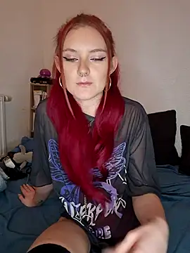 Snapshot of Nasty_Angel_22 chatting on December 18, 4:45 pm Nasty Angel 22 online show from December 18, 4:45 pm