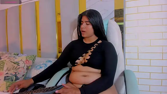 Lia Ashley online show from September 26, 7:00 pm