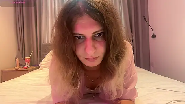 Alice Pinkhead online show from January 13, 9:02 am