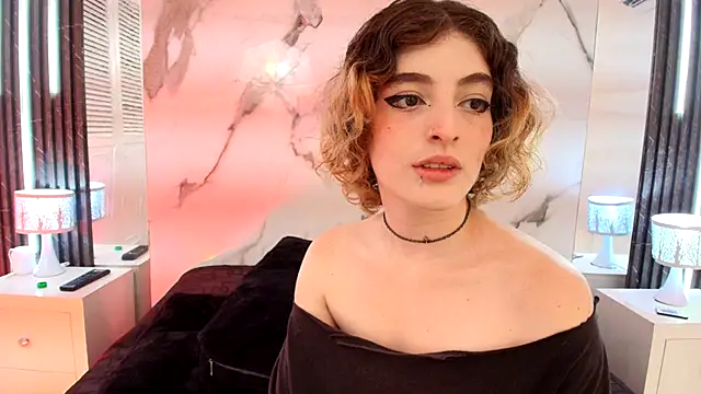 EvaHalsey online show from September 24, 9:47 pm