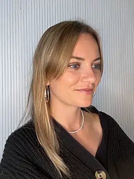 Milla  one online show from September 10, 1:22 pm