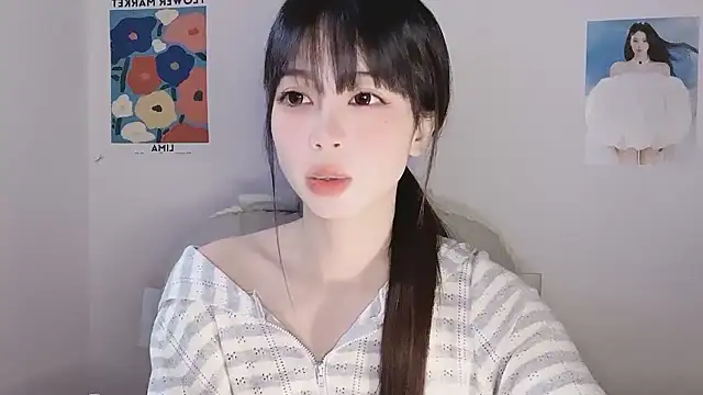 -Hottie online show from January 14, 4:12 pm