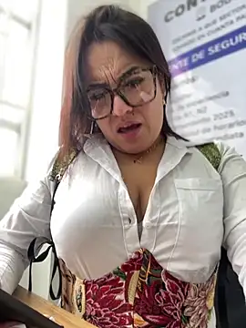 Lesly 10- online show from January 16, 6:48 pm