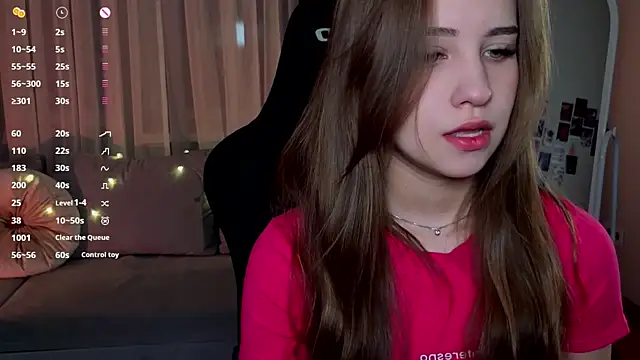 Snapshot of Alice_loft chatting on October 22, 2:27 am Alice loft online show from October 22, 2:27 am