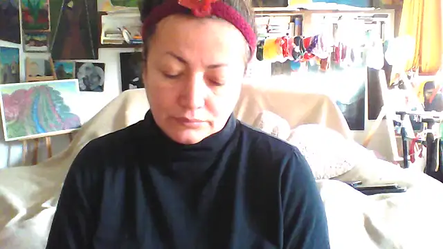 MariaAnaSunshine online show from December 4, 9:00 am