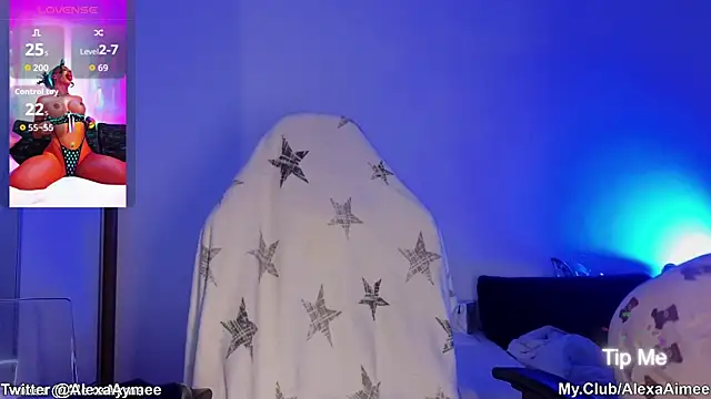 AlexaAimee online show from November 19, 1:27 am