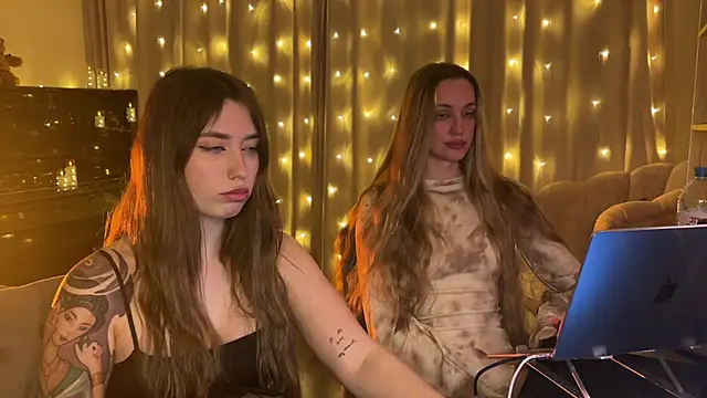 urmissalice online show from December 2, 5:04 pm