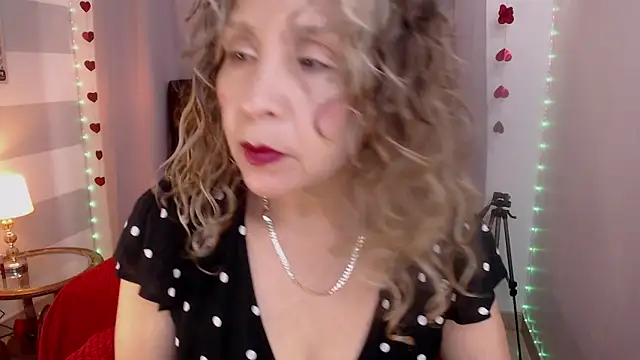 Afrodita sg online show from February 15, 1:43 pm