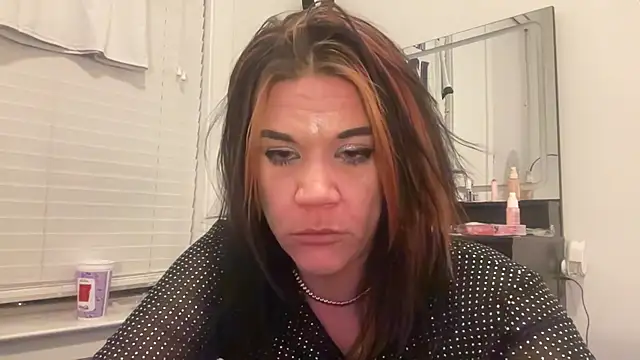 RavenRayyy online show from November 15, 11:11 am