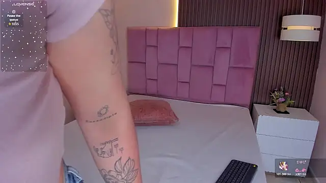 dyvis 22 online show from October 19, 5:59 pm