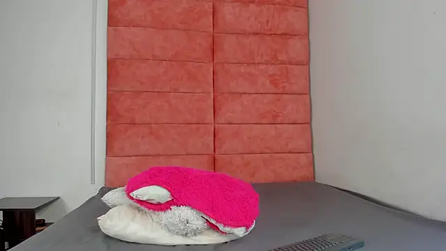 Hanna lens online show from September 28, 7:41 pm