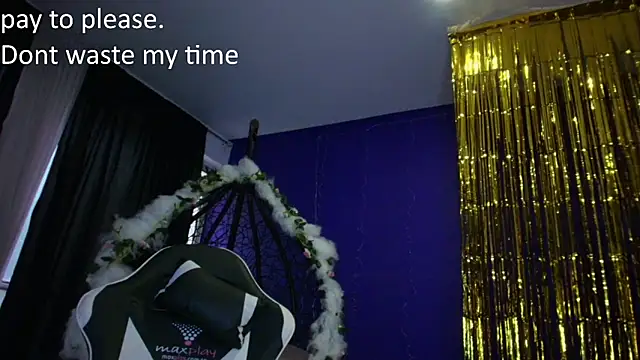 vanelope11 online show from October 17, 7:17 pm