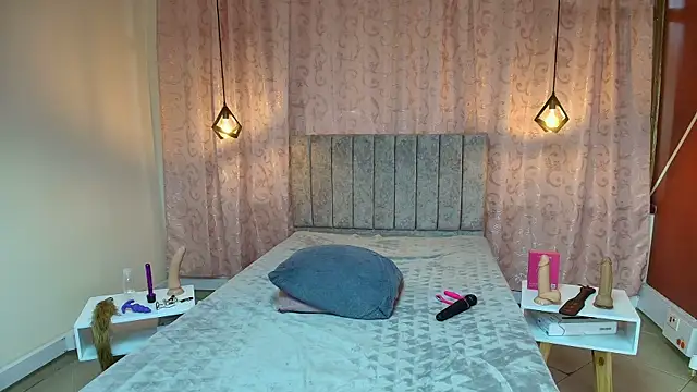 VioletaScott  online show from November 11, 4:59 pm