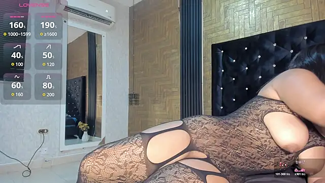 Laross25 online show from January 6, 8:12 pm