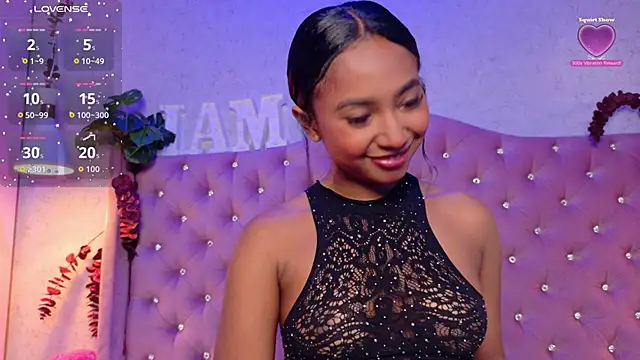 GabrielaLugo online show from October 17, 1:25 pm