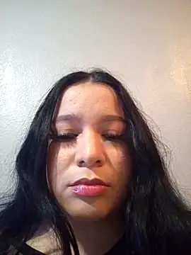 Leslydeleon23 online show from December 14, 3:23 am