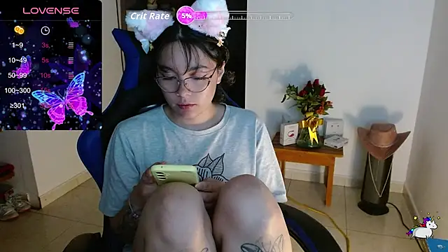 TRIXIE TANG28 online show from February 15, 1:08 am