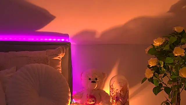 AngeliqueSkye online show from October 30, 4:26 am