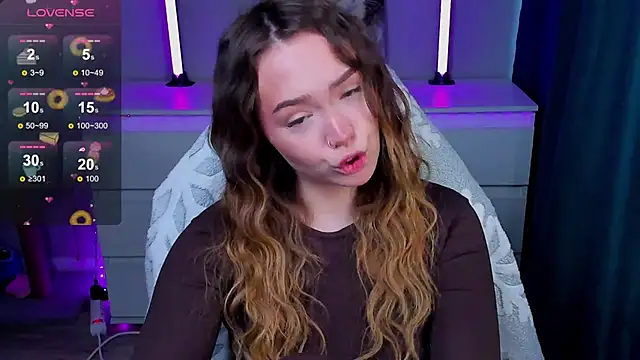 Evia r0se online show from February 24, 8:24 am