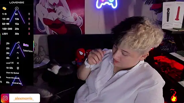 Snapshot of _AlexMorris chatting on October 28, 7:14 am  AlexMorris online show from October 28, 7:14 am