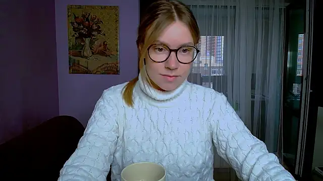 TaylorBre online show from October 5, 6:18 am