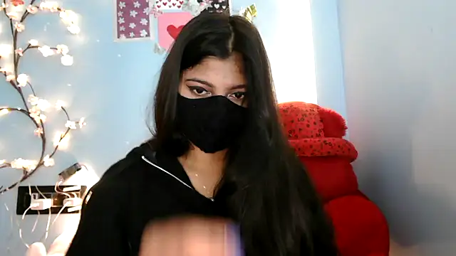 Reena Singh53 online show from November 20, 3:57 pm