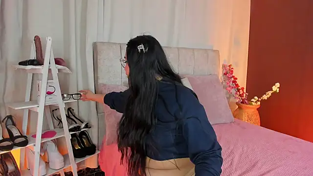 Little Ivy online show from September 16, 7:11 pm