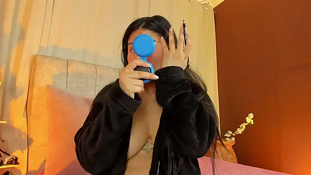 Little Ivy online show from September 17, 7:23 pm