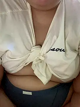 Snapshot of fatty_asian_lana chatting on September 14, 1:31 pm fatty asian lana online show from September 14, 1:31 pm