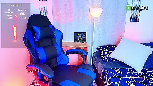 aron wi online show from November 4, 10:42 am