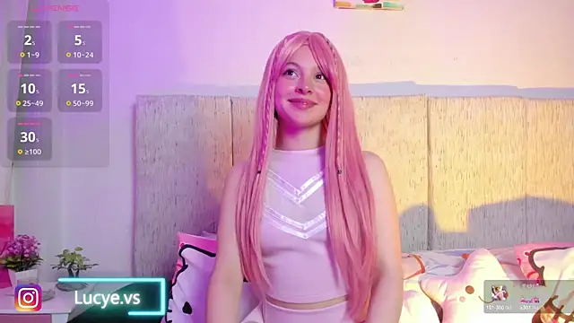 LucyEvans  online show from October 13, 4:26 am