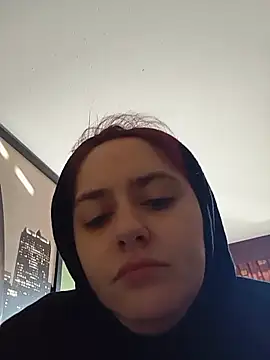 lilbishmiss online show from February 11, 2:40 pm