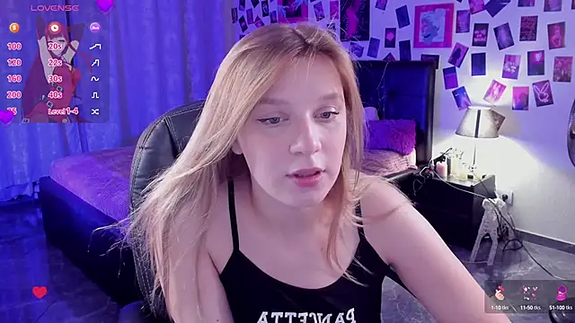 KarambaMoon online show from October 1, 8:03 pm