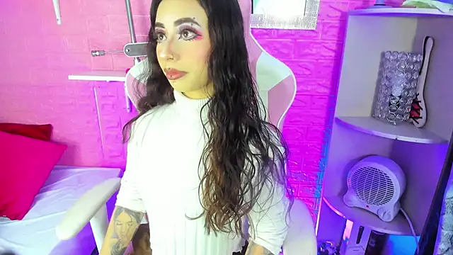 hanna  azumi online show from December 18, 2:27 am