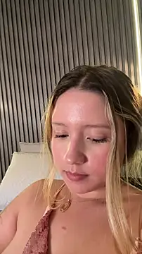 MiaPetit  online show from January 9, 8:24 pm