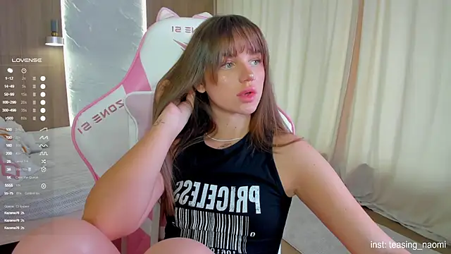 aesthetics  tease online show from November 4, 6:07 am