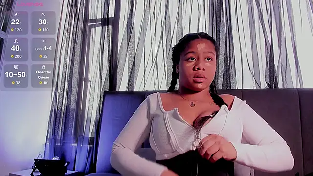 Sofi Fox  online show from March 3, 7:31 pm