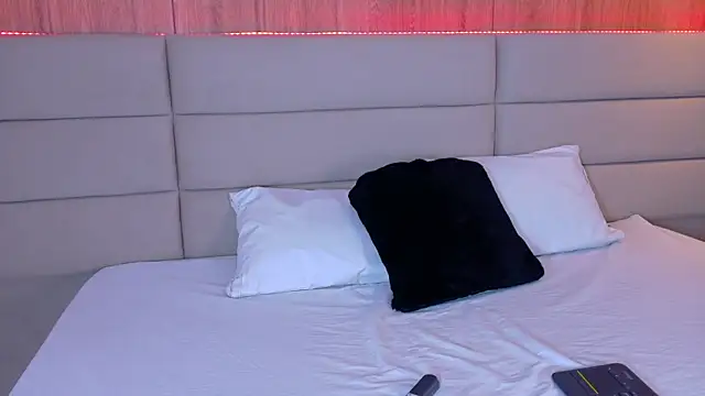 ValeSwift online show from October 7, 1:48 pm