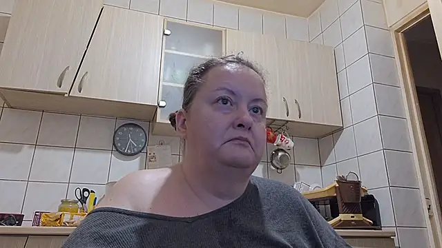 melissaBlessing online show from December 18, 2:27 am