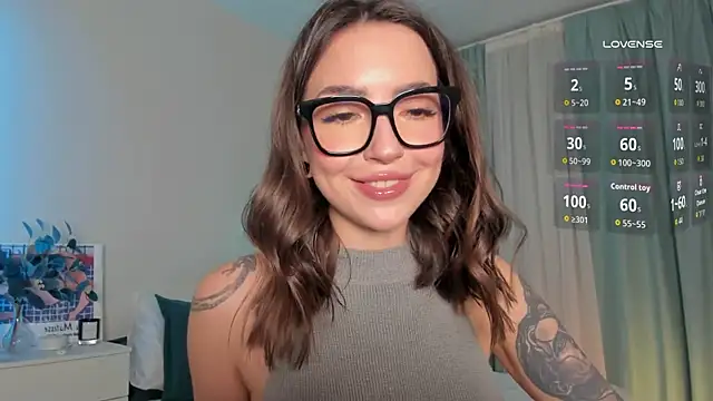 Oh My Dianee online show from October 23, 7:58 am