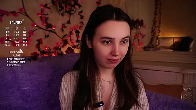 GillianDowdey online show from October 30, 3:20 am