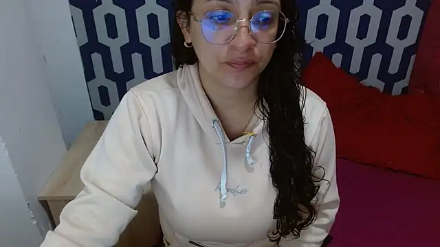 sarax ximena online show from November 11, 10:01 am