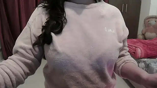 ANANYA-TIWARI online show from December 13, 7:53 pm