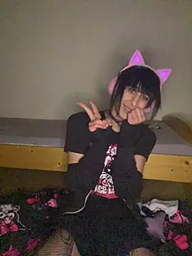 egirl711 online show from January 10, 4:11 pm