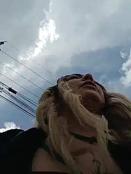 madelaine- online show from November 3, 6:23 pm