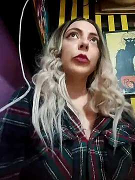 madelaine- online show from October 1, 10:37 pm