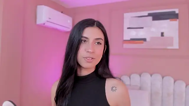 zia cooper online show from February 19, 7:02 pm