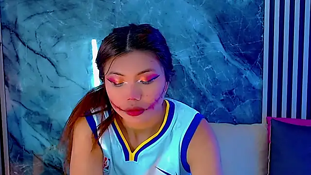 Isalombardi online show from October 30, 3:31 am