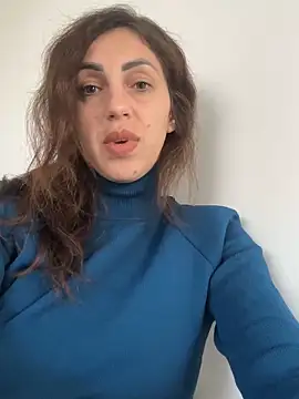 EmaSkyes online show from October 21, 6:28 am